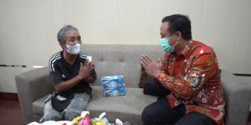 Plt Gubernur Sulsel Apresiasi Kakek Pejuang Vaksin