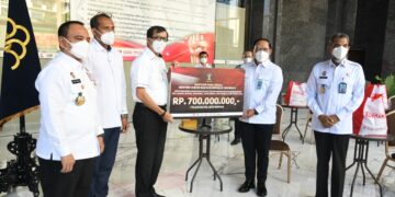 Kemenkumham Salurkan 46 Ribu Paket kepada Masyarakat Terdampak Covid-19