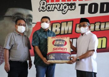 Dorong Pembangunan Pasca Gempa, PT. Semen Bosowa Serahkan 1.000 Sak Semen Ke Pemprov Sulbar