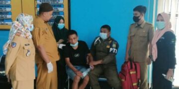 Sempat Meresahkan, Dinsos Sidrap Pertemukan ODGJ Asal Luwu dengan Keluarganya