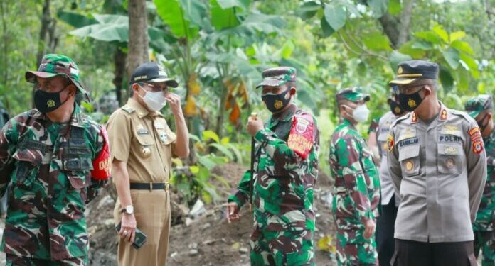 Taufan Pawe Gelorakan Semangat Kolektivitas Kepada Semua Pihak