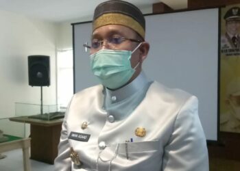 Begini Cara Sekda Parepare Iwan Asaad Hadapi Demonstran, Terima Pengunjuk Rasa dan Ajak Berdiskusi