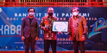 Program Makassar Recover Tangani Pandemi Dinilai Menginspirasi, Danny Pomanto Diganjar Award