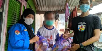 KNPI Sidrap Gelar Aksi Sosial, Bagikan Paket Sembako