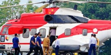 Gunakan Heli ke Wajo, Presiden Tinjau Vaksinasi dan Resmikan Bendung dan Bendungan