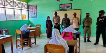 Petugas Gabungan di Pinrang Sidak Prokes di Sekolah, Ini yang Ditemukan