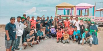 Anggota DPRD Pinrang Ilwan Sugianto Jalan Santai Bersama Jamaah Masjid Bugis