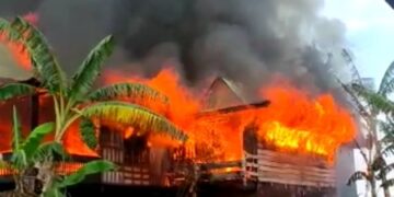 Rumah Panggung di Aka-Akae Sidrap Habis Terbakar