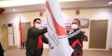 Lepas Kontingen Peparnas ke Papua, Abdul Hayat Optimis Menang