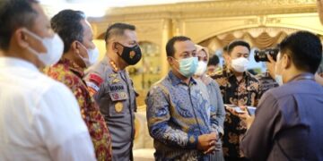 Plt Gubernur Tetapkan UMP Sulsel 2022 Rp 3.165.876,