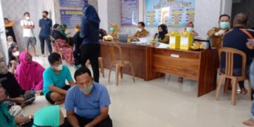 Akhir November, Dua Pitue Target Cakupan Vaksin 50 Persen