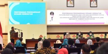 Selain Beri Penghargaan, Andi Sudirman Sulaiman Juga Launching Aplikasi Smart School