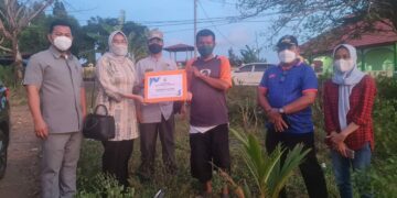 Wujudkan Aspirasi Warga, Yusuf Lapanna Beri Bantuan Ternak Sapi ke Kelompok Tani