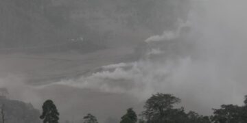 Gunung Semeru Erupsi, PLT Gubernur Ajak Warga Sulsel Bantu dan Doakan Korban