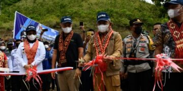 Gubernur Sulbar Resmikan 14 Jembatan, Salah Satunya Penghubung Seko Lutra