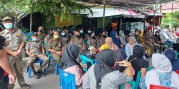 Anggotanya Meninggal Saat Tugas, Kasatpol PP Parepare Melayat dan Urus Santunan BPJS Ketenagakerjaan