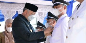 Lantik Kades Terpilih Se-Kecamatan Lembang, Bupati Pinrang Minta Peka dengan Situasi