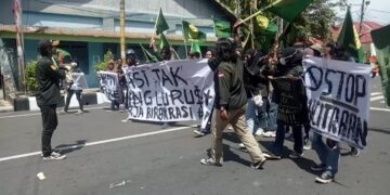 Video : HIPMI Parepare Gelar Aksi, Suarakan Dua Tuntutan