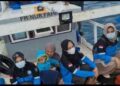 Tidak Mengenakan Perlengkapan K3, Nekat Bertugas Demi Tercapainya Vaksinasi