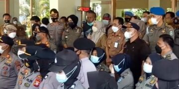 Video : Terima Demonstran, Asisten II Pemkot Parepare : Kota Layak Anak Adalah Penilaian Pusat
