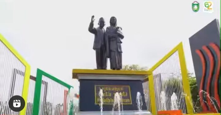 Monumen Cinta Sejati Habibie Ainun, salah satu ikonik yang bertema Cinta di Kota Parepare.