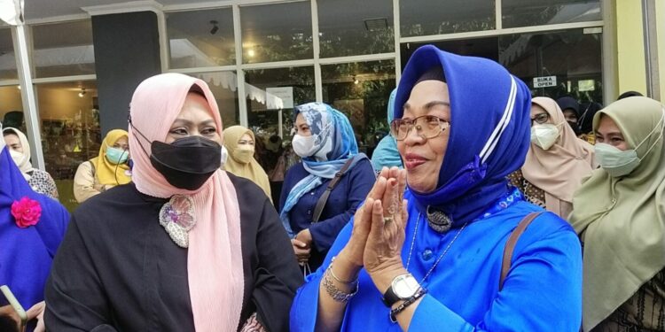 Rancangan Baju Ketua TP PKK Parepare Diborong Istri Bupati Buton