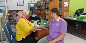 Dinas Pendidikan Lakukan Vaksinasi Booster, Sasar Staf Hingga Guru dan Kasek Se-Parepare