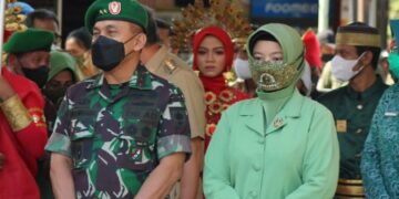 Pertama Kali ke Pinrang, Pangdam Mayjen Andi Muhammad Saksikan Pencucian Pusaka di Soraja