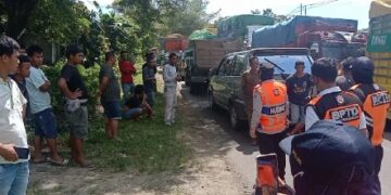 Takut Masuk Jembatan Timbang, Mobil Truk Sebabkan Kemacetan Parah di Poros Sidrap-Parepare