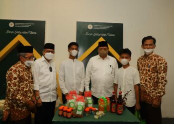 Airlangga Hartarto Perkenalkan Taufan Pawe di Unhas