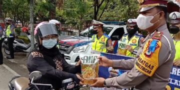 Awalnya Kaget Takut Ditilang, Pengguna Jalan di Sidrap Akhirnya Senang Karena Ini