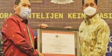 Rudenim Makassar Dapat Penghargaan, Terbaik ke-Dua Pelaporan Intelijen Keimigrasian