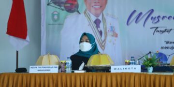 Erna Rasyid Taufan Dorong Perempuan Lebih Mandiri dan Tangguh