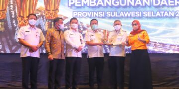 Bukti Kerja Keras Taufan Pawe, Antar Parepare Jadi Kota Pembangunan Terbaik
