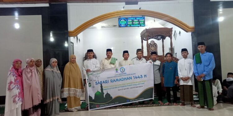 Safari Ramadhan STAIN Majene di salah satu masjid di Desa Tandasura, Majene, Kamis (21/4/2022)