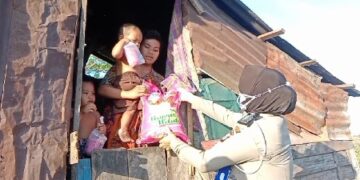 Berkah Ramadhan, Satlantas Polres Sidrap Berbagi Beras dan Takjil