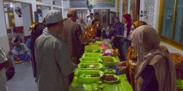 Syukur Jamaah Masjid di Pinrang, Bukber dan Tarawih Kini Dibolehkan