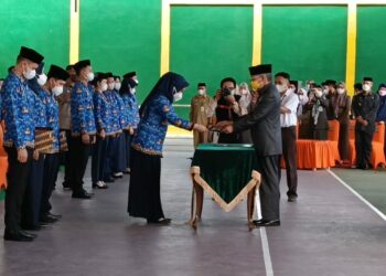 Wali Kota Parepare Serahkan SK dan Lantik PNS, CPNS dan PPPK