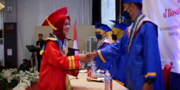 Bosowa School Makassar Menggelar Wisuda,  Dirangkai Launching Buku Karya Siswa