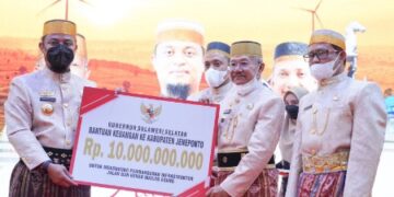 159 Tahun Jeneponto, Gubernur Sulsel Beri Bantuan Keuangan Rp 10 M untuk Infrastruktur dan Rehab Masjid