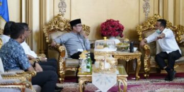 Terkesan dengan Masjid Kubah 99 Asmaul Husna, Ridwan Kamil Puji Komitmen Andi Sudirman Sulaiman