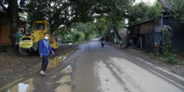 Gubernur Sulsel Tinjau Progres Pengerjaan Jalan Penghubung Barru – Soppeng