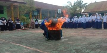 SMP Negeri 9 Parepare Didik Siswa Tanggap Bencana Sejak Dini