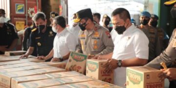 8 Kontainer Minyak Goreng Gagal Dibawa ke Timor Leste