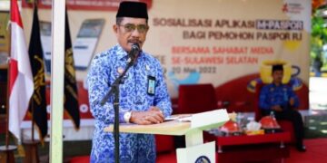 Buka Sosialisasi M- Paspor, Liberti Sitinjak Ajak Kanim Makassar Sinergi dengan Media