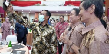 Gubernur Sulsel Dorong Persatuan Umat Buddha Indonesia Terus Bersinergi dengan Pemerintah