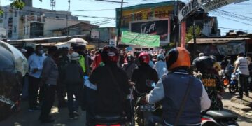 Pemuda Antang Gelar Aksi Tuntut Perbaikan Drainase dan Jalan Antang Raya