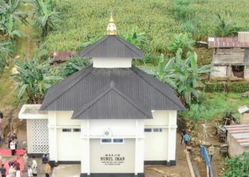 Peroleh Hibah Pemprov Sulsel Rp400 Juta, Andi Sudirman Resmikan Masjid Nurul Iman di Bone