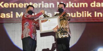Layanan Publik Kemenkumham Dapat Penghargaan dari Menpan RB