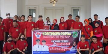 Lepas Kontingen Popda, Dollah Mando Minta Jaga Kekompakan dan Nama Baik